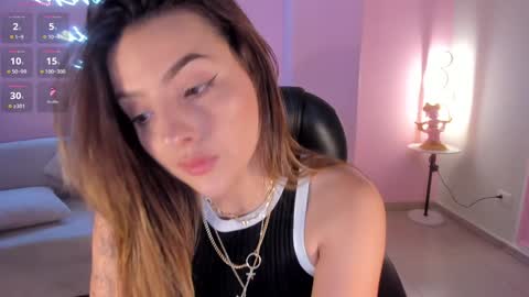    online show from December 2024 06:18:02 PM