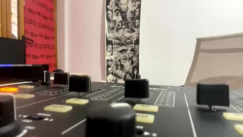 amyyrlikesdeep online show from September 2025 03:57:01 PM