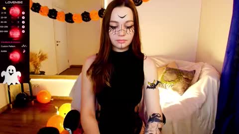 Angie online show from October 2025 02:45:02 AM