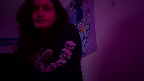 an_e333 online show from November 2025 08:57:01 AM