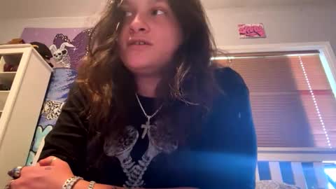 an_e333 online show from June 2026 12:08:01 AM