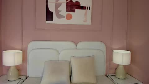 Ana  online show from February 2025 04:56:02 PM