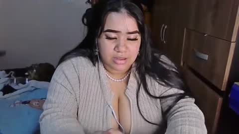 Snapshot of ana_cute_bigboobs chatting on March 2026 04:08:01 AM ana_cute_bigboobs online show from March 2026 04:08:01 AM