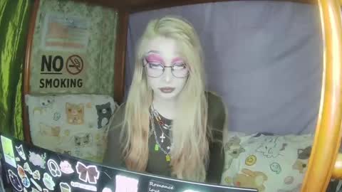 Snapshot of ana_dewitt chatting on February 2025 10:00:01 PM ana dewitt online show from February 2025 10:00:01 PM
