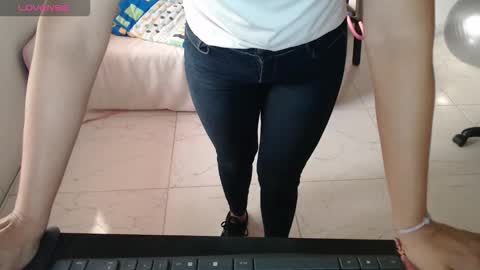  Ana  online show from October 2025 12:03:01 PM