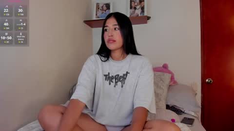 Snapshot of ana_m_ chatting on July 2026 09:27:01 AM Ana online show from July 2026 09:27:01 AM