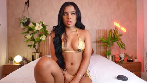 Ana  online show from September 2025 05:39:02 AM