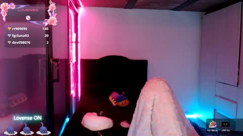 Ana Ricciardi online show from November 2025 04:55:01 AM