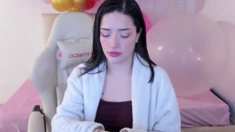 Snapshot of ana_ruuh chatting on February 2025 03:17:01 PM Im anna but you can call me as you want online show from February 2025 03:17:01 PM