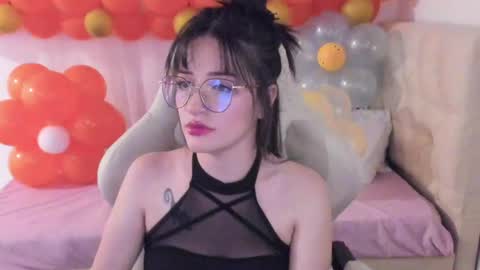 Snapshot of ana_ruuh chatting on February 2025 07:30:01 PM Im anna but you can call me as you want online show from February 2025 07:30:01 PM