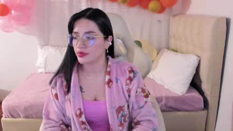 Snapshot of ana_ruuh chatting on March 2025 01:27:01 AM Im anna but you can call me as you want online show from March 2025 01:27:01 AM