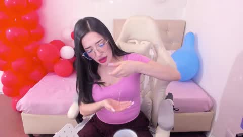 Snapshot of ana_ruuh chatting on February 2026 07:48:01 PM Im anna but you can call me as you want online show from February 2026 07:48:01 PM