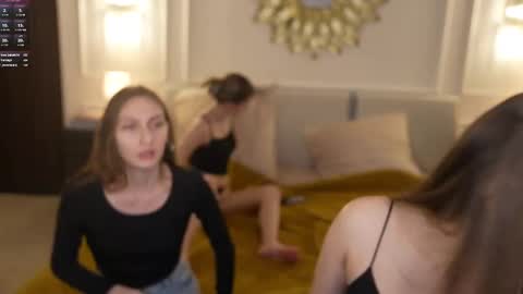 Sweet girls online show from February 2025 05:47:02 PM