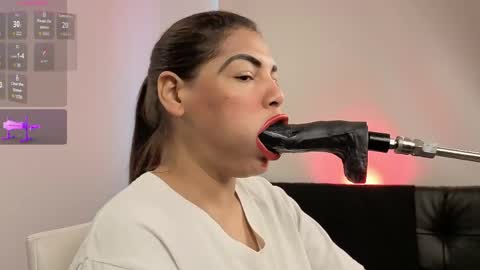 Anabel Alice Gandara online show from March 2026 01:11:02 PM