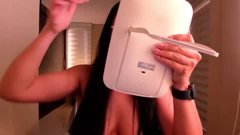 Anabel online show from January 2025 12:19:02 PM