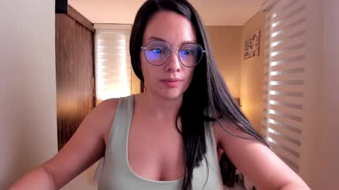 Anabel online show from February 2025 06:56:02 PM