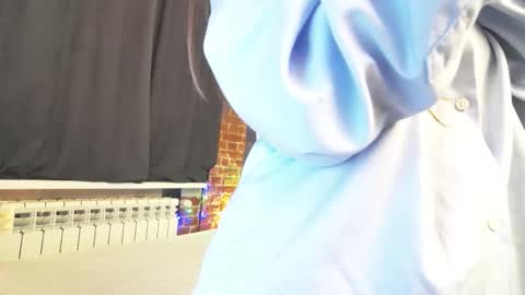 Anna online show from September 2025 02:39:02 PM