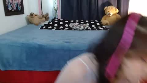 Snapshot of anabella_04 chatting on January 2025 04:27:01 PM anabella_04 online show from January 2025 04:27:01 PM