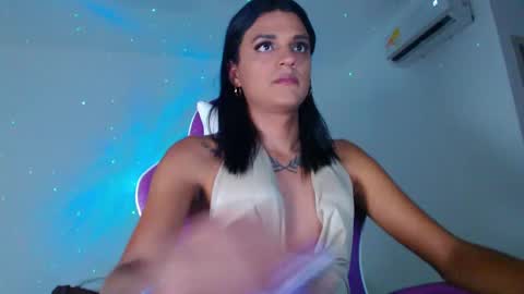 Anabella online show from December 2024 11:23:02 PM