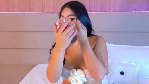 Snapshot of anabelleray chatting on November 2025 07:34:01 PM anabelleray online show from November 2025 07:34:01 PM