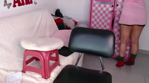 Ana online show from November 2025 10:41:02 AM