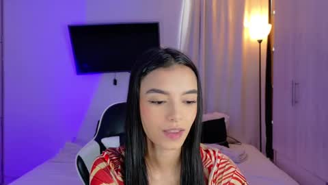 ANABEL WOLF  online show from September 2025 02:00:02 PM