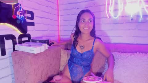 Anna online show from February 2025 07:23:02 PM