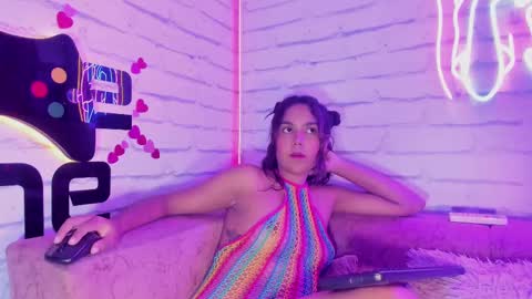 Anna online show from February 2025 08:15:01 PM