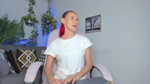 Anahi online show from February 2025 11:32:01 AM