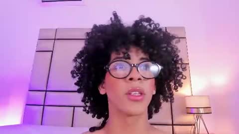 Snapshot of anahia_sexygirl chatting on June 2026 04:37:01 AM Anahia online show from June 2026 04:37:01 AM