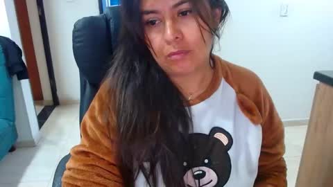 Snapshot of anaids_dam chatting on March 2025 11:33:01 AM anaids online show from March 2025 11:33:01 AM