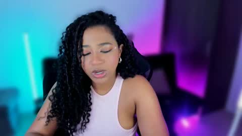      help me to get 100 thumps up  online show from December 2024 05:45:02 AM