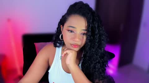      help me to get 100 thumps up  online show from January 2025 10:40:02 PM