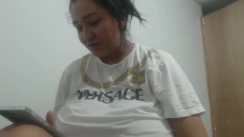 analy_hot online show from November 2025 12:13:01 PM