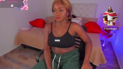 A N A  my connection hours are from 600 pm to 12 pm Colombian time online show from February 2025 01:15:02 AM