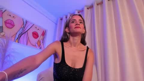 Ana online show from October 2025 08:07:02 PM