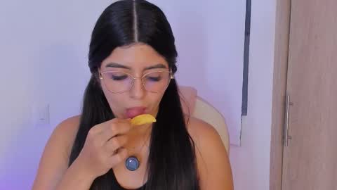 Anastacia online show from November 2025 06:13:01 AM