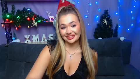 anastacyyellig online show from December 2024 11:31:01 PM