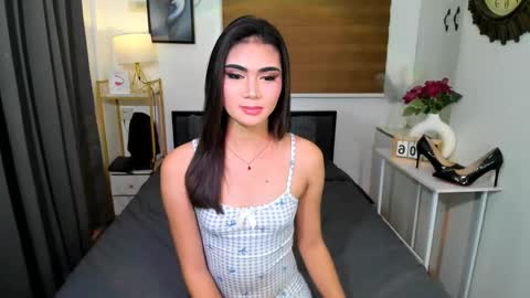 anastashiadeleon online show from September 2025 05:12:02 PM