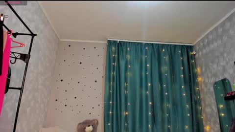 anna online show from December 2024 12:11:01 AM