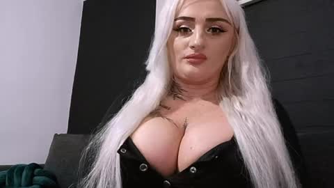 Snapshot of anastasiaamore chatting on May 2026 09:43:01 PM AnastasiaAmore online show from May 2026 09:43:01 PM