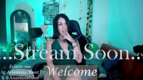 Jennyfer.... but u can say me Anastasia online show from January 2025 07:39:02 PM