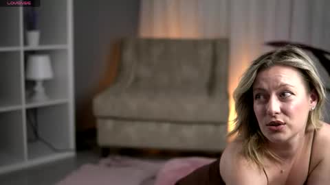 AnastasiaMills online show from April 2026 07:58:02 PM