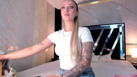 Anastasia online show from March 2026 12:43:02 PM