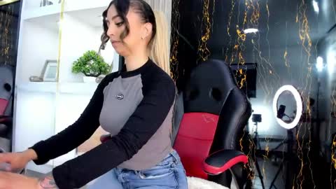 Snapshot of anastasiiabelov chatting on May 2026 12:45:02 PM Anastasia online show from May 2026 12:45:02 PM