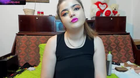 Ana   online show from December 2024 05:07:02 AM