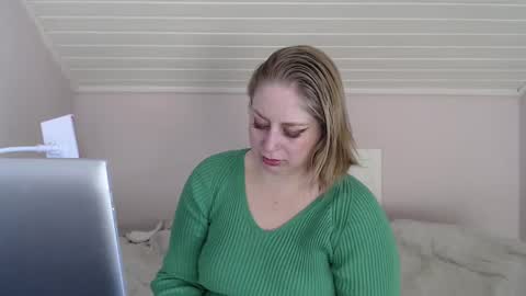 Andorphin online show from February 2025 10:10:02 AM