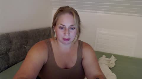 Andorphin online show from September 2025 09:37:01 PM