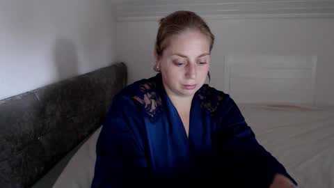 Andorphin online show from September 2025 02:52:02 PM