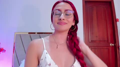 Andra Cyrus online show from January 2025 03:09:02 PM